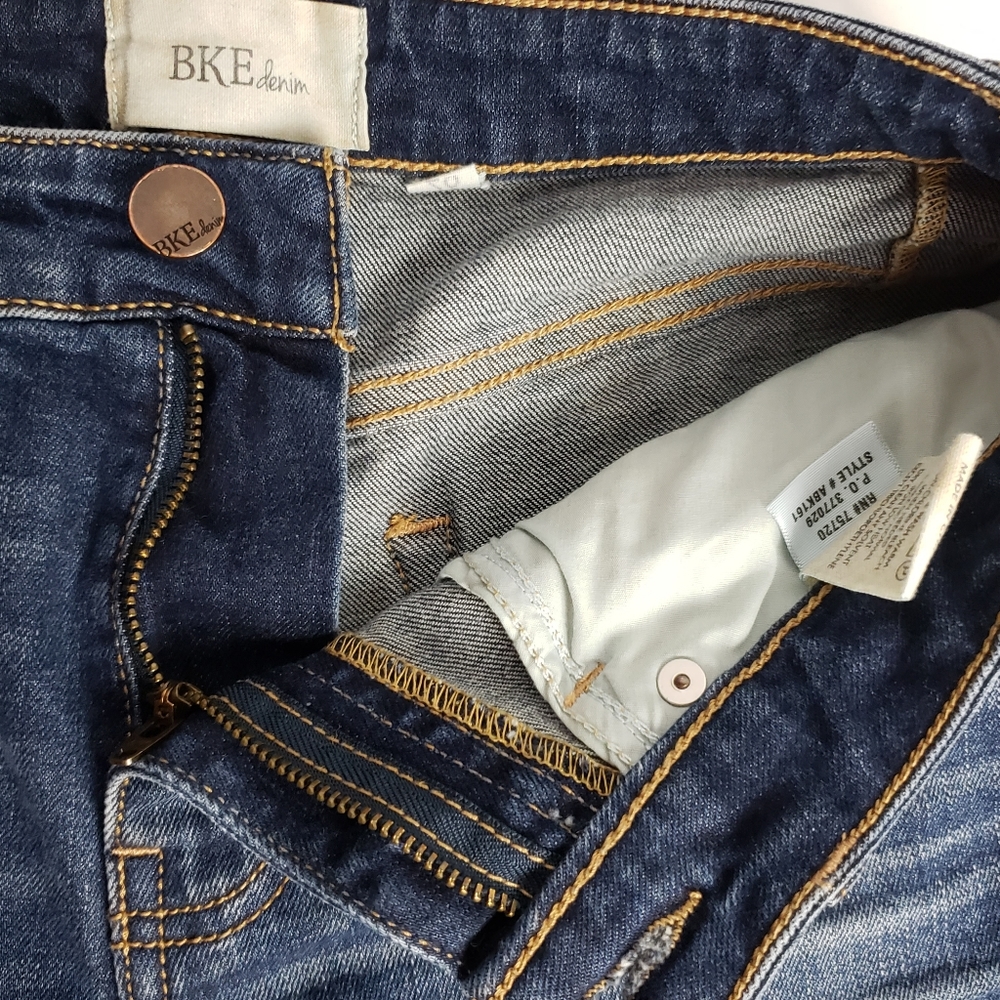 BKE High Rise Stretch Shorts - Picture 5 of 8